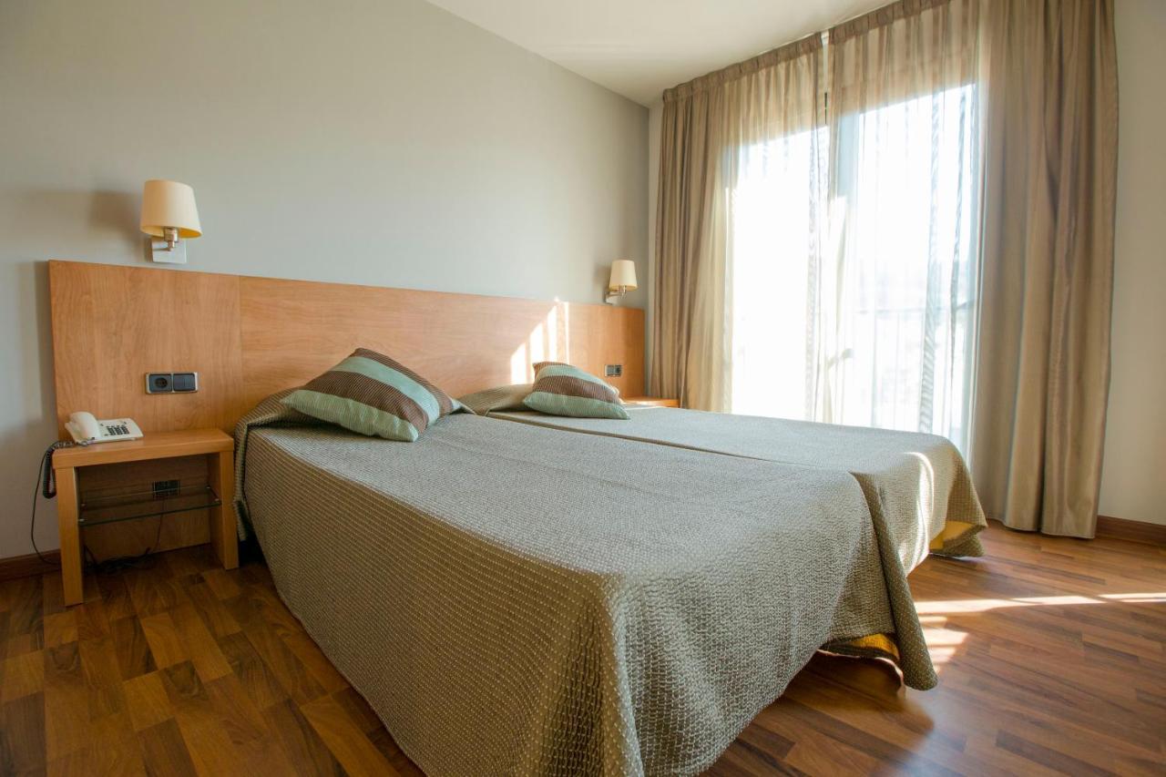 Hotel Medes II ลาเอสตาร์ติต ภายนอก รูปภาพ