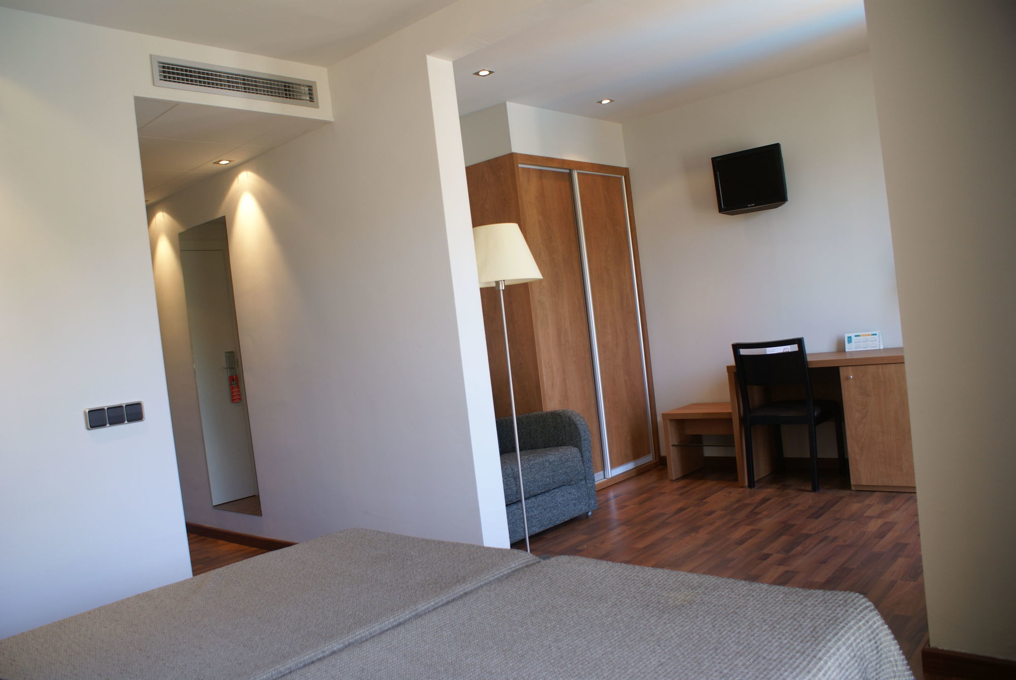 Hotel Medes II ลาเอสตาร์ติต ภายนอก รูปภาพ